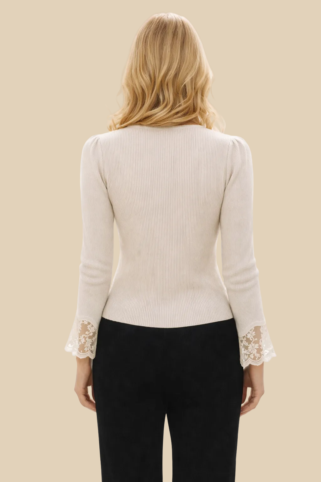 Elisára Spitzenpullover