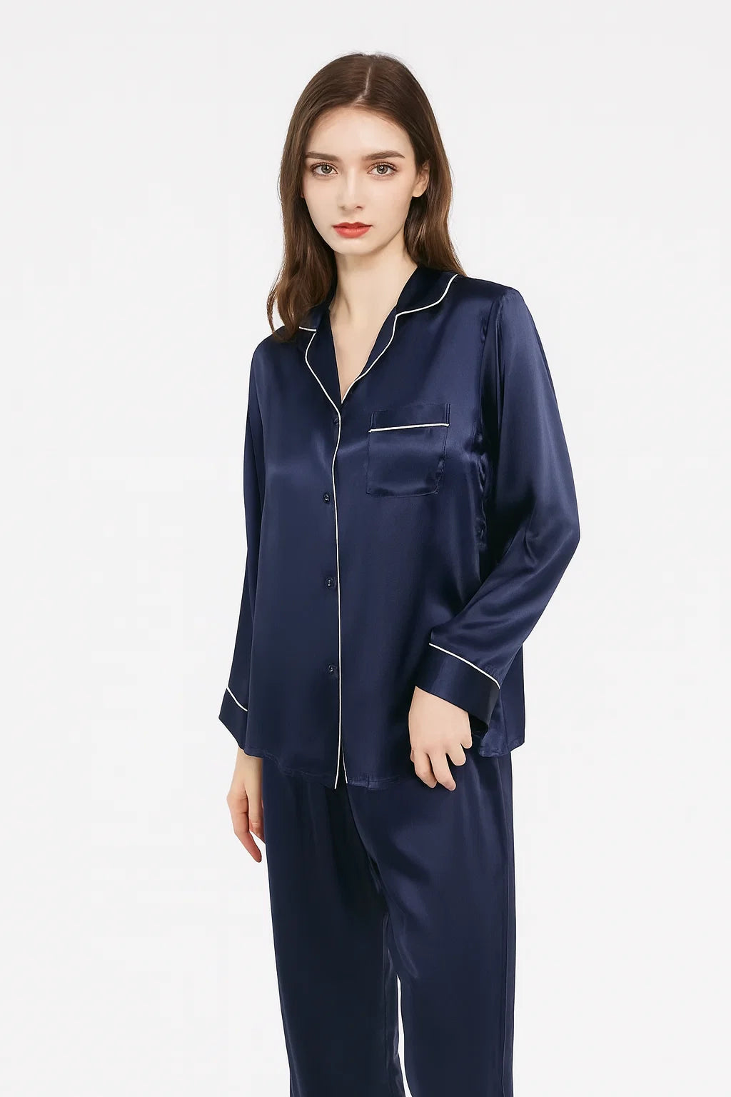 Luxuriöses Seiden-Pyjama-Set