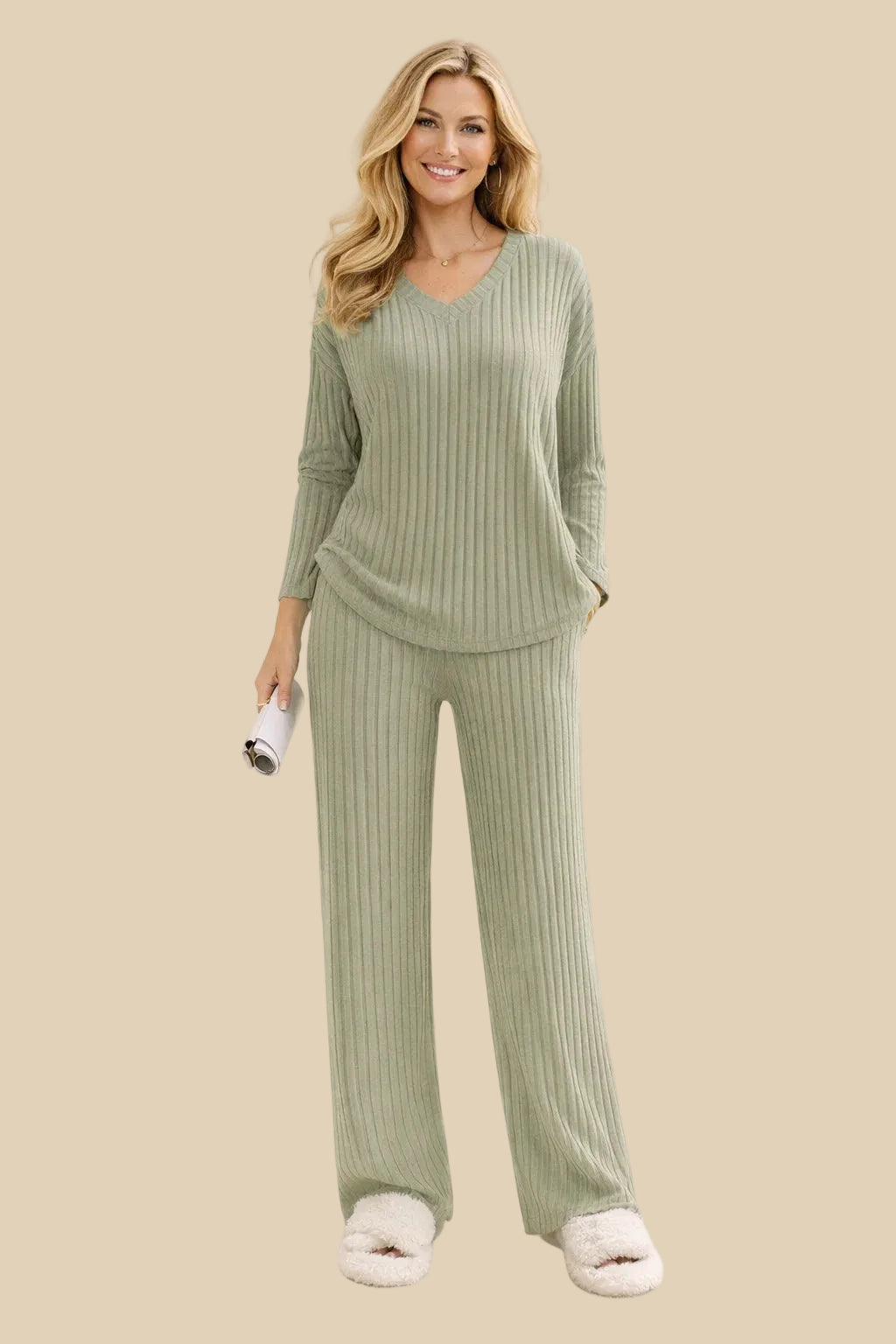 Lässiges Strick-Set mit V-Ausschnitt