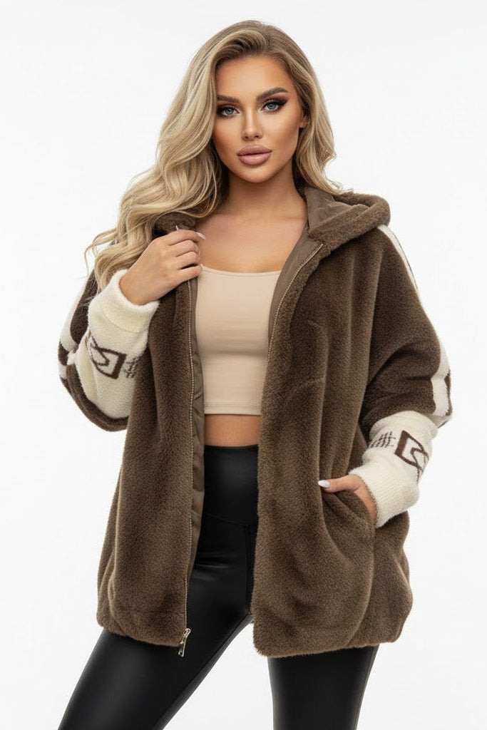 Elegante Patchwork-Kapuzenjacke Winter